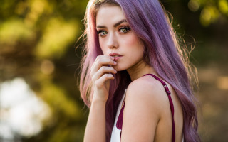 Purple hair white top portrait - under her chin free wallpaper