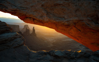 Rocky desert cave mountains sunset - free sunset wallpaper