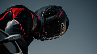 Helmet motorcycle cyberpunk gradient solo - the sky behind them free wallpaper