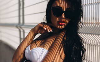 Aramenta dianthe vail white bikini 2 - free vintage wallpaper for desktop