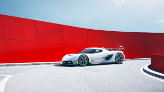 White sports car red wall 2 - a red wall free wallpaper