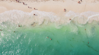 Beach wave people summer milkyway - andreas gursky free wallpaper