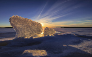 Iceberg frozen lake sunset clouds - charles martin free wallpaper