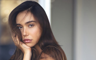 Woman longhair white shirt portrait 2 - head and shoulders portrait free wallpaper for desktop