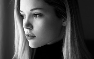 Woman long hair black shirt 26 - a black shirt free wallpaper