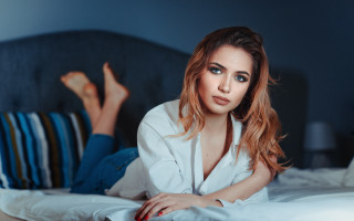 Elina karimova portrait bed blonde - elina karimova free wallpaper for desktop