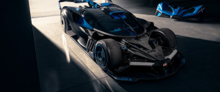 Blue black futuristic car garage - a garage next free wallpaper