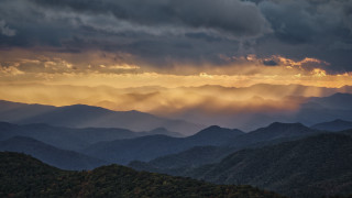 Mountain range sunset clouds cityscape 6 - free sunset wallpaper