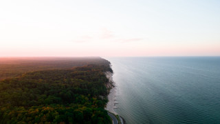 Lake forest road tiltshift polarizing - carl hoppe free wallpaper