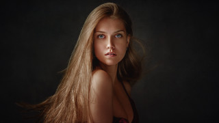 Woman long hair dark room - artur tarnowski free wallpaper for desktop