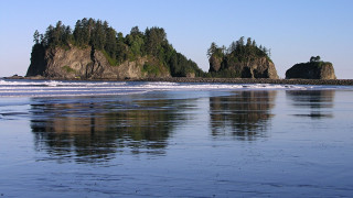Beach rocks trees water blue 3 - vancouver school free wallpaper