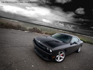 Black sports car ocean cloudy 4 - cafer bater free wallpaper for desktop