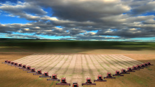Large field red equipment cloudy - large free wallpaper