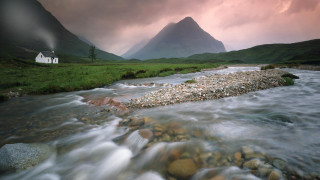 River valley house cloudy sky - the side of the river free wallpaper