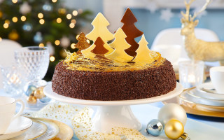 Cake frosting decorations christmas tree - a cake free wallpaper for desktop