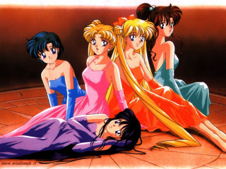 Sailor girls mirror group portrait - one woman free wallpaper