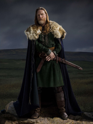Green outfit sword fur cape - a green outfit free wallpaper