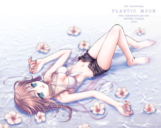 Water flower bikini lay floating - plastic free wallpaper