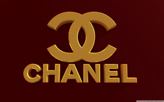 Gold chanel logo red background - typographic free wallpaper