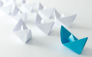 Paper boats white table buckminster - a white table next free wallpaper