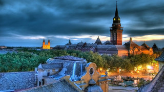 City night clocktower cloudy architecture - a clock tower in the background free wallpaper