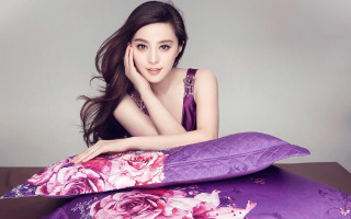 Woman purple pillow flower chenyifei - chen yifei free wallpaper