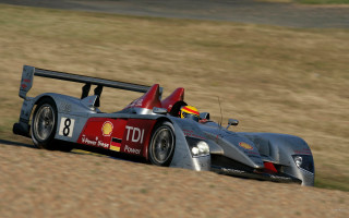 Race car track helmet motion - emanuel büchel free wallpaper