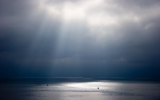 Boat ocean cloudy sky sunbeams - the cloud above free wallpaper