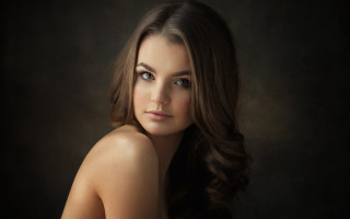 Woman longhair portrait blackbackground realistic - claire dalby free wallpaper