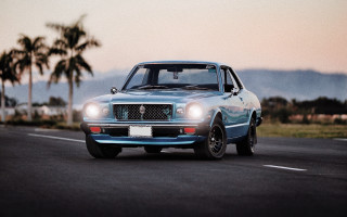 Blue mustang street palm trees - a street next free wallpaper for desktop