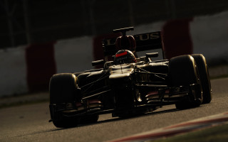 Racing car night lights spinning - the front wheel free wallpaper