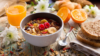Cereal fruit nuts orange juice - fruit free wallpaper