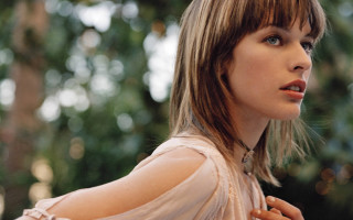 Woman brown hair christmas portrait - constanceanne parker free wallpaper