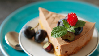 Strawberry shortcake pastel food photography - a spoon and a spoon free wallpaper