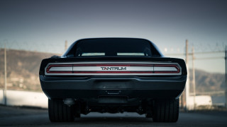 Black car parking lot fence 3 - a fence and a building free wallpaper