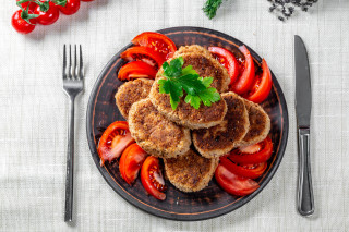 Plate tomatoes meat patties fork - a fork and knife next free wallpaper