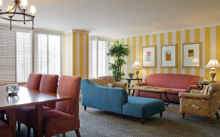 Livingroom furniture bigwindow blinds table - blind free wallpaper