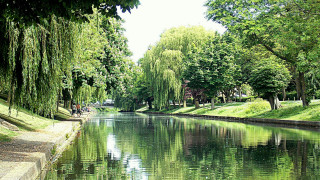 River park trees people scenery - a park free wallpaper