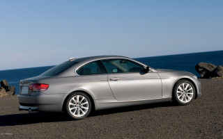 Silver car ocean shore military - the shore of a beach free wallpaper