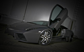 Grey sports car open door - a grey sports car free wallpaper