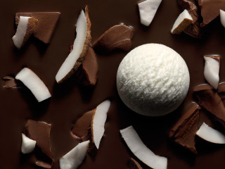 Chocolate dessert white chocolate bite - a bite free wallpaper