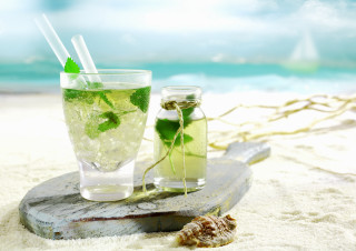 Beach glasses green drink shell - product photography free wallpaper