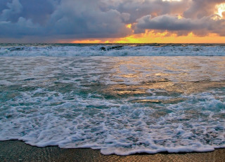 Beach waves sunset clouds ocean - wave free wallpaper for desktop