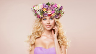 Flower crown blonde woman roses - a flower crown free wallpaper