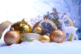Christmas ornaments snow covered trees - ornamental free wallpaper