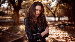 Woman leather jacket park portrait - a black leather jacket free wallpaper