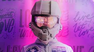 Helmet goggles graffiti purple retrofuturism - doc hammer free wallpaper