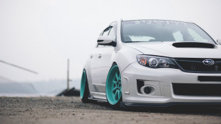 White car green rim road - pearlescent free wallpaper for desktop