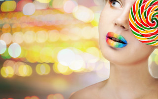 Woman candycane colorful background blurry - her mouth free wallpaper