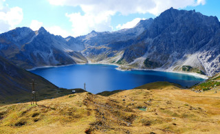Mountain lake telephone pole sky - lake free wallpaper